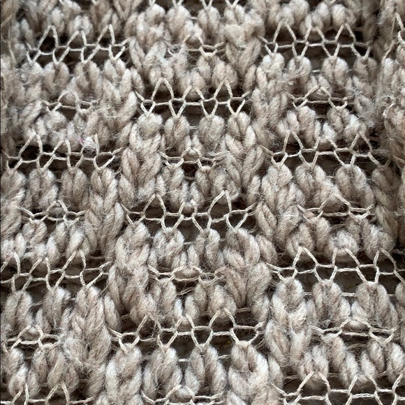 AMERICAN EAGLE SWEATER - Picture 4 of 6